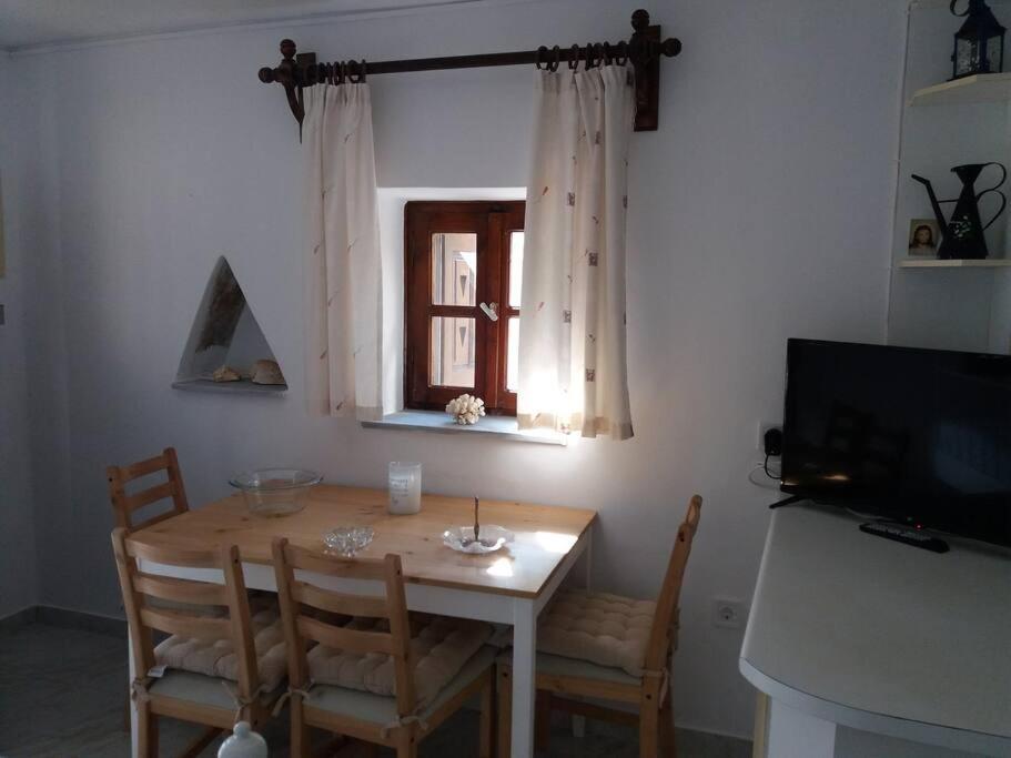 Grandpa Simos' Traditional Guest House Agios Romanos 외부 사진